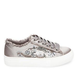 Steve madden greed sneakers